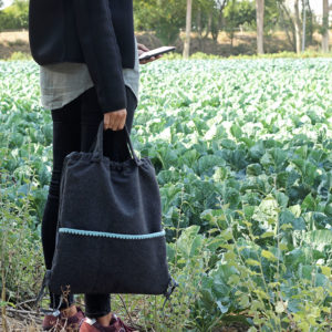 Mochila First confeccionada y bordada a mano por Bondesio