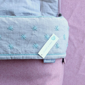 Saco bebe First bordado a mano por Bondesio