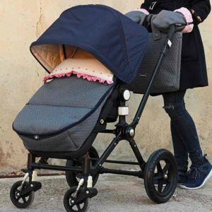 Saco silla diseñado, confeccionado y bordado a mano por Bondesio.